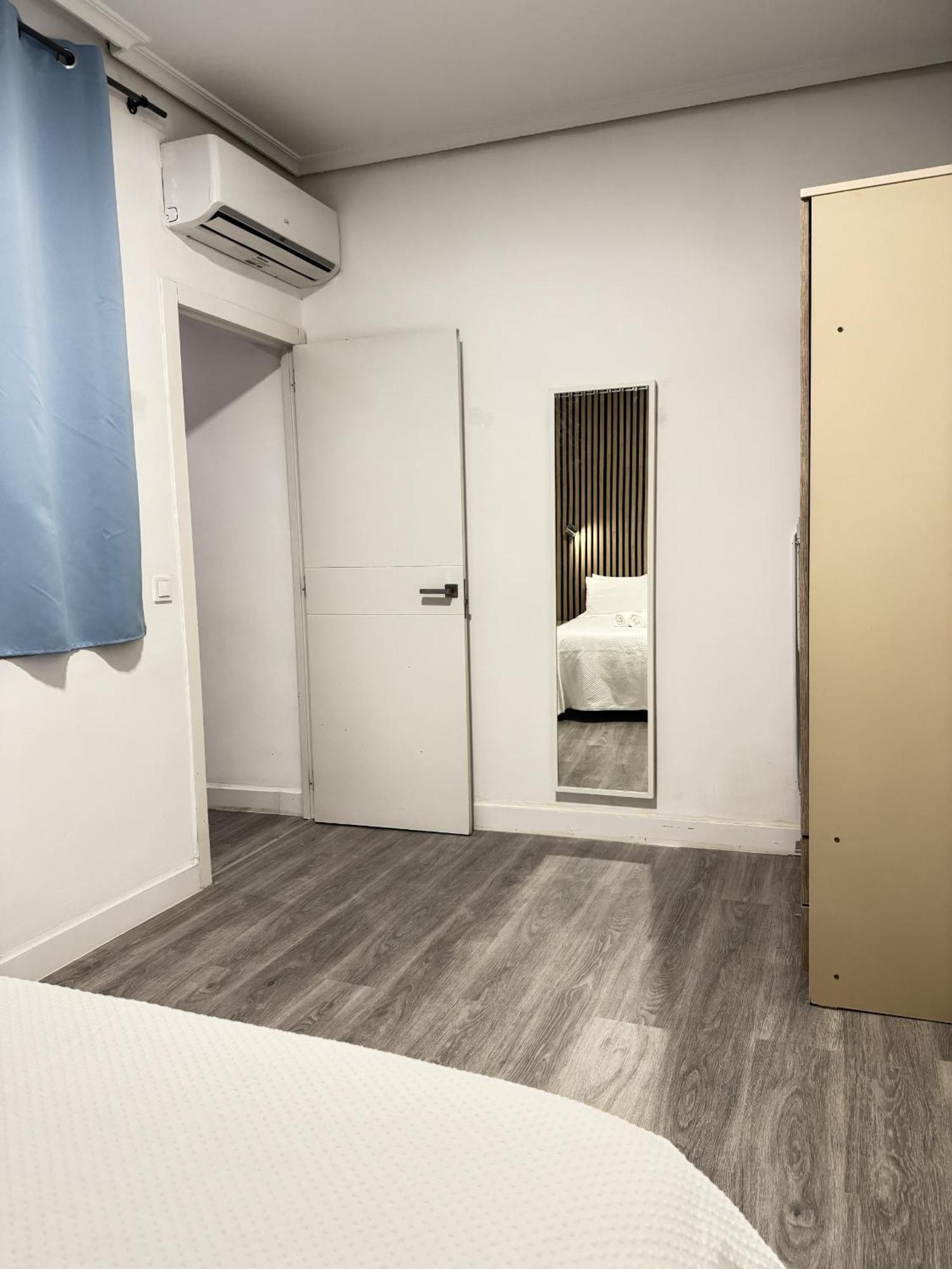 Apartamentos Day Madrid Callao Centro Gran Via Sol Malasana Esterno foto