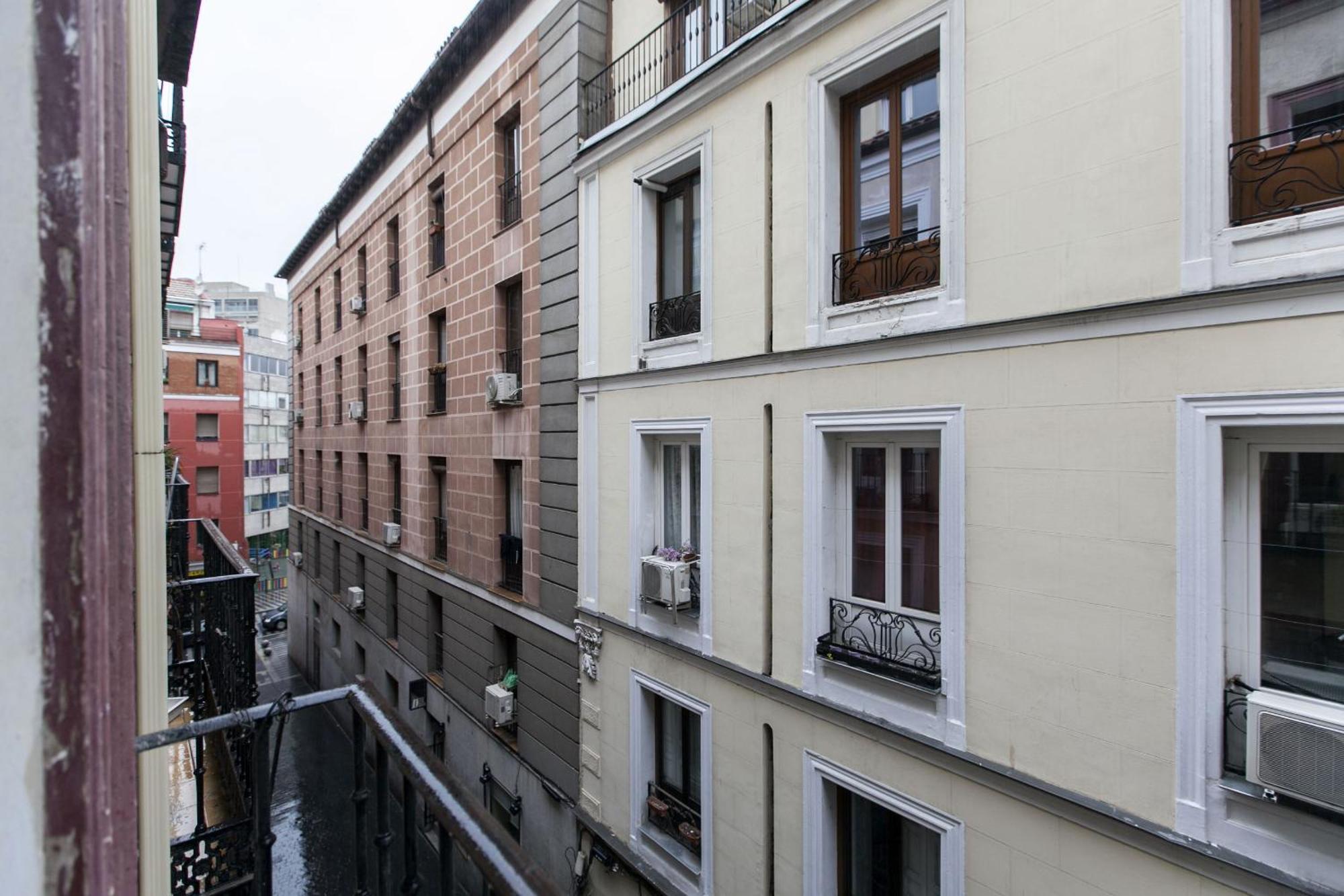 Apartamentos Day Madrid Callao Centro Gran Via Sol Malasana Esterno foto